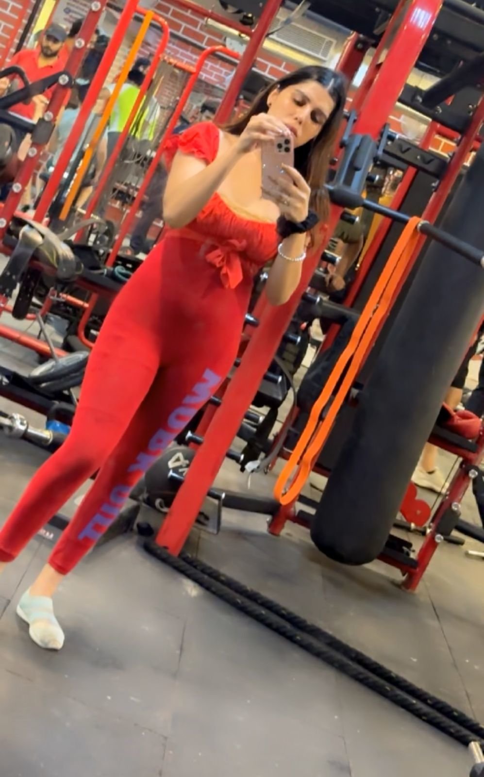 Delhi NCR Call Girls Service In Mahipalpur 8448079011✨𝓗𝓞𝓣 𝓖𝓲𝓻𝓵𝓼 𝓘𝓷 𝓓𝓮𝓵𝓱𝓲
