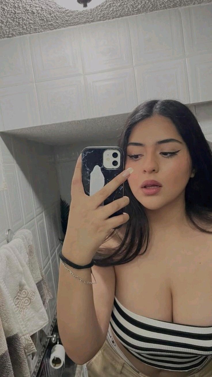 Call Girls In Park Inn by Radisson New Delhi Lajpat Nagar 9990224454 Escorts ServiCe Delhi