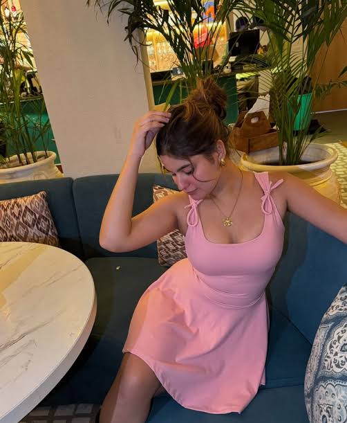 ✅Noida Sector-7 Call Girls ✿╬80⤏107⤏26504╬✿ Escorts Service