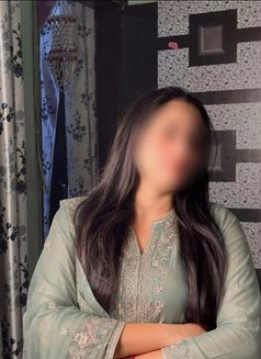 ✅Noida Sector-128 Call Girls ✿╬99⤏117⤏04003╬✿ Escorts Service