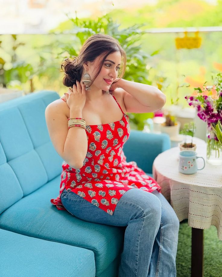 Call 9643097474 Low rate Call girls in Shreshtha Vihar दिल्ली