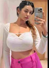YoNg EscORt Service 🍁East Of Kailash（ ͜.人 ͜.）DELHI  Call Girls 24x7 📞+91√70421🤖04524 in Delhi