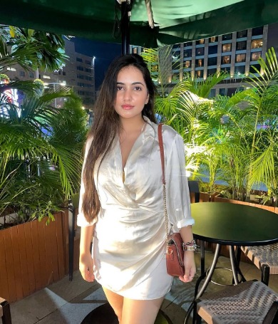 Sexy Call Girls In Taj City Centre, Gurugram 9311281106 } Delhi Escorts In 24/7 Out Call