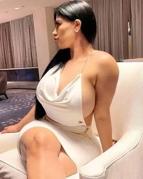 Pick Up ✔ 100% Self-verification 8920285992 Call Girls in Gulmohar Park Market South Delhi