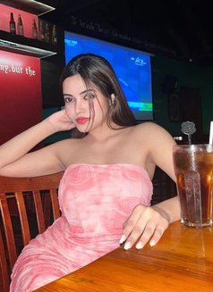 Call Girls In Sector-32 ✦ Noida ♻9911704003♻ Escorts Service in Noida