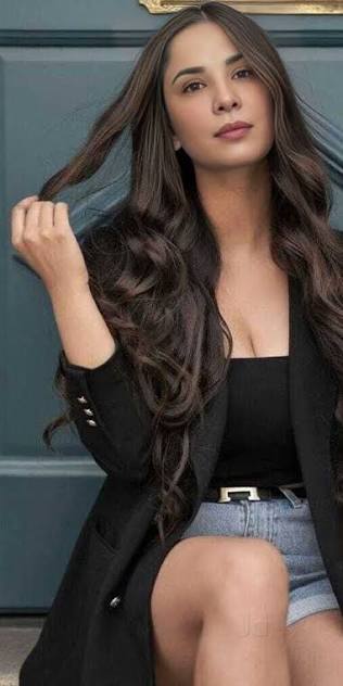 Find & Book Call Girls In Chhatarpur Delhi Ncr______9999815811