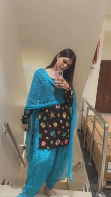 Call Girls In Iffco Chowk Gurgaon Escort Service 9217558422