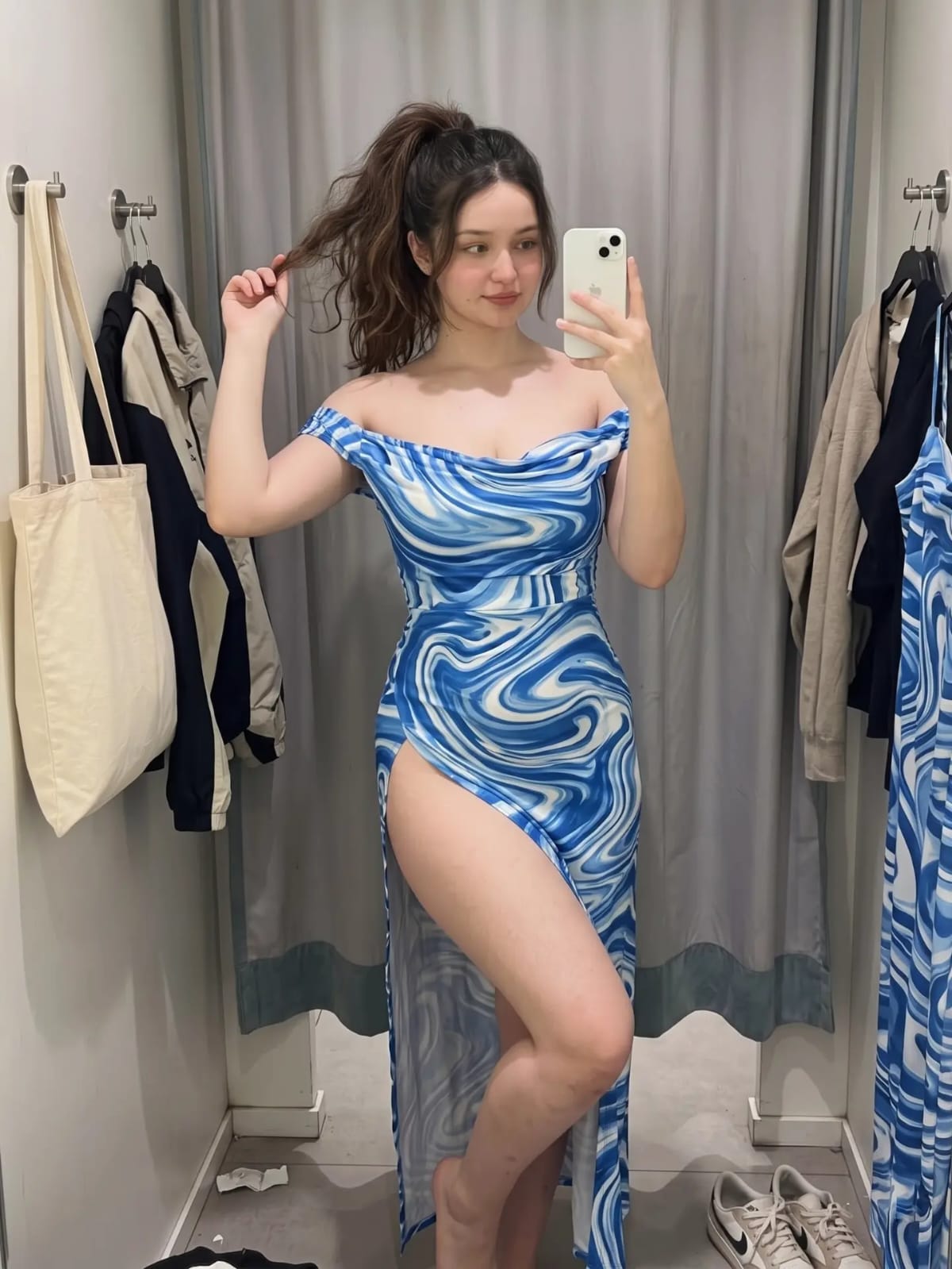 (BJ Expert) Call Girls In Netaji Subash Place Metro — 9220592151 Delhi Female Escorts